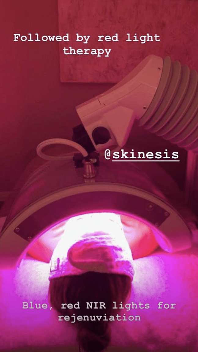 10 причин, почему Виктория Бекхэм выглядит идеально в свои 47 фото № 8