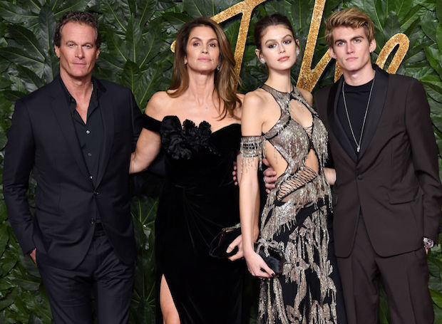 Звездные гости на церемонии The Fashion Awards 2018 в Лондоне