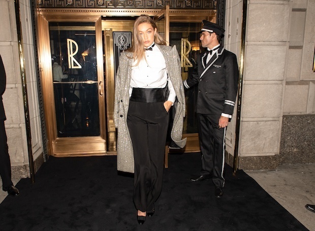 Гламурные 20-е и вечная классика в коллекции Ralph Lauren осень-зима 2019/20