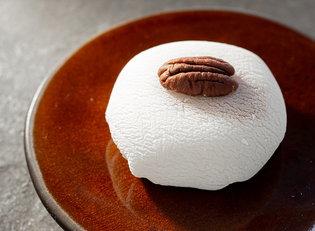 Мочи арахис-карамель в ресторане Tokyo фото № 6