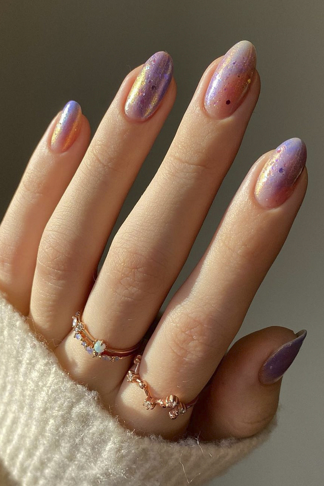 Тренды в маникюре 2022 года (фото: @polished_yogi) фото № 11