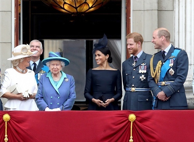 7 странных рождественских традиций королевской семьи