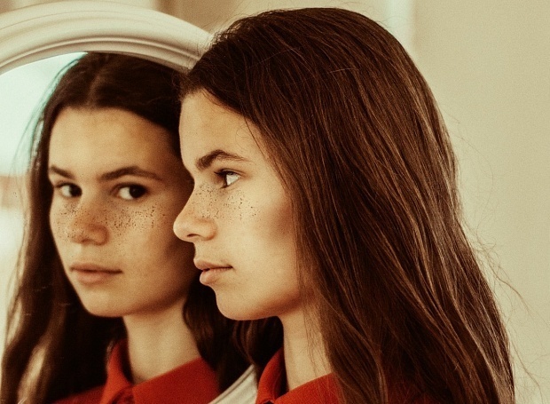 Высшее образование, нудная работа, неидеальная внешность: стереотипы, которые мешают вам жить