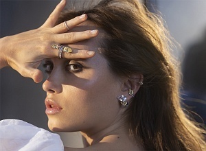 Новая коллекция высокого ювелирного искусства Messika Magnetic Attraction вдохновлена красотой танца