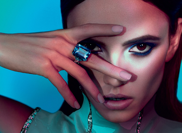 Вышел декабрьский номер InStyle с первой 3DShot-обложкой