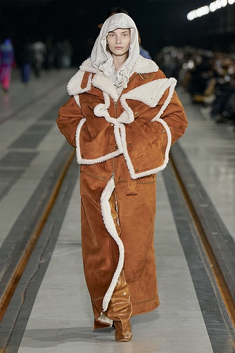 Y/Project осень-зима 2022/23 фото № 10