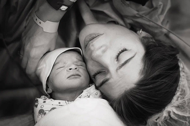 Саша Новикова и ее дочь Нина фото № 1