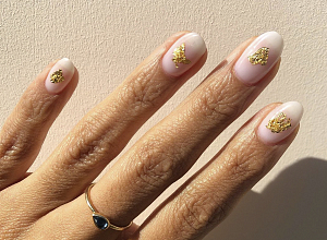 20 стильных идей блестящего маникюра