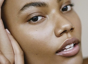 Мнение экспертов: уколы гиалуроновой кислотой и другие популярные бьюти-процедуры, которые могут нанести вред