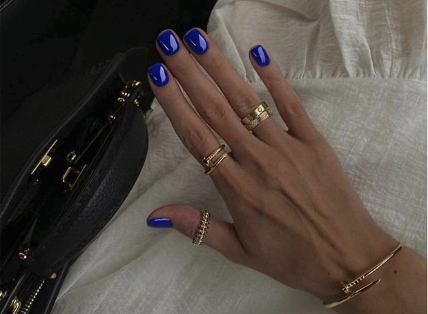 17 идей стильного зимнего маникюра на Новый год