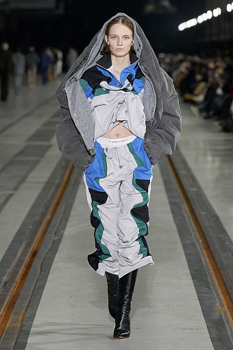 Y/Project осень-зима 2022/23 фото № 9