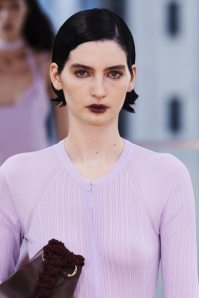 Показ Jonathan Simkhai весна-лето 2022 фото № 2