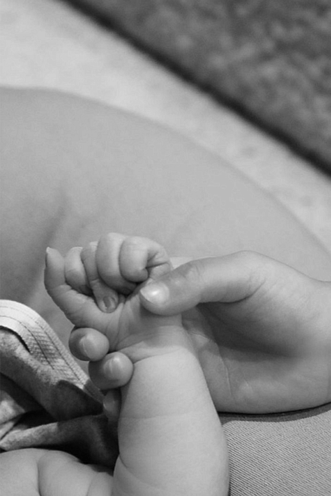 Пост Кайли Дженнер о рождении второго ребенка (фото: @kyliejenner) фото № 1