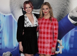 Риз Уизерспун с дочерью Авой выбрали мини-платья для премьеры мультфильма в Лос-Анджелесе