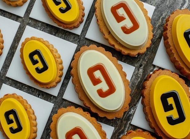 Куда идти за самыми инстаграмными десертами в Москве