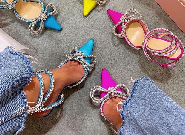 Где найти нарядные туфли, которые обожают сестры Кардашьян и Дженнер