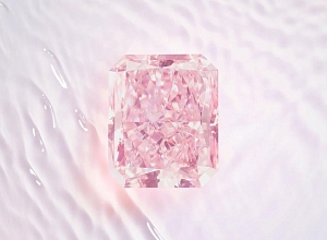 Редкие драгоценные камни безупречного качества в коллекции высокого ювелирного искусства Chopard