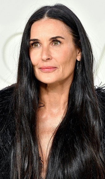 Не родись красивой: знаменитости, которые сейчас выглядят лучше, чем в молодости фото № 10