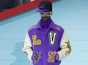 В своей последней коллекции для Louis Vuitton Вирджил Абло поставил мужчин на каблуки и переодел в образы рэперов из нулевых