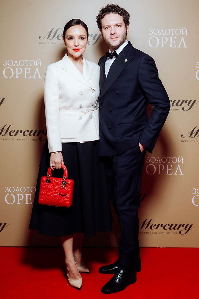 Алина Крюкова в Dior и Константин Крюков фото № 5