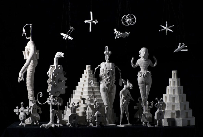 «Смена декораций» Гриши Брускина в Новой Третьяковке фото № 6