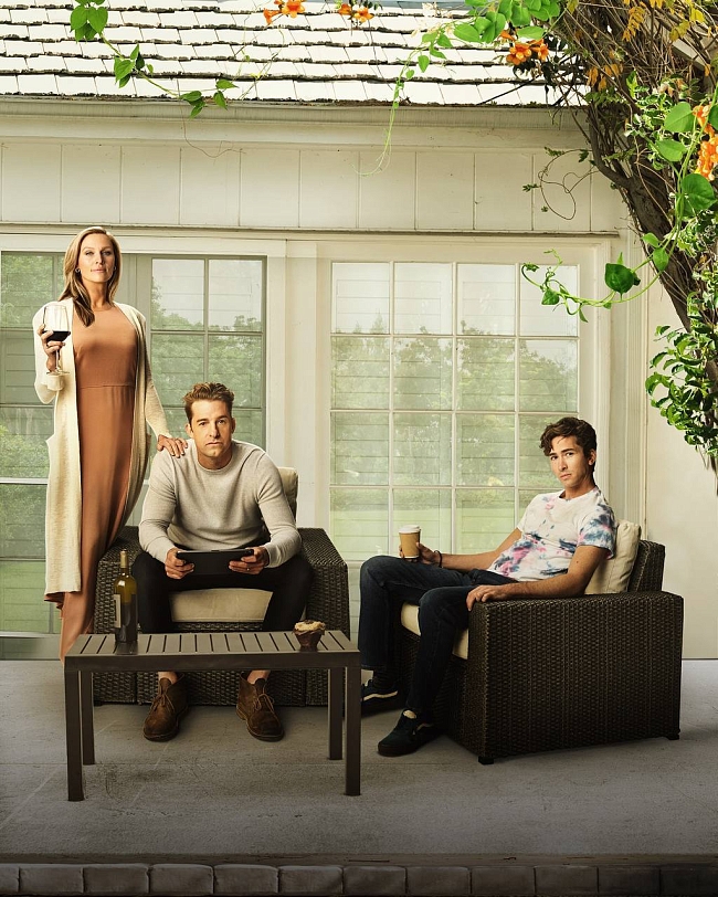 Постер сериала «Ты», третий сезон, 2021 год фото № 5