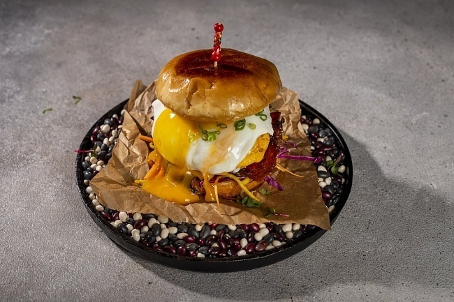 Чем заняться в Москве 12–18 октября: камчатские крабы, коктейли для интеллектуалов и необычные спектакли фото № 6