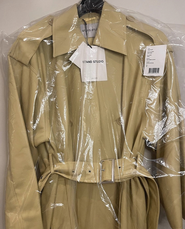 Идеальные тренчи на весну: у каких брендов их искать? (фото: @ellenclaesson) фото № 1