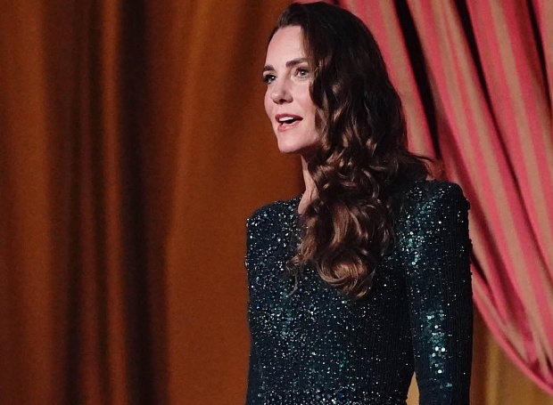 Кейт Миддлтон снова сделала ставку на архивное платье и выглядела сенсационно