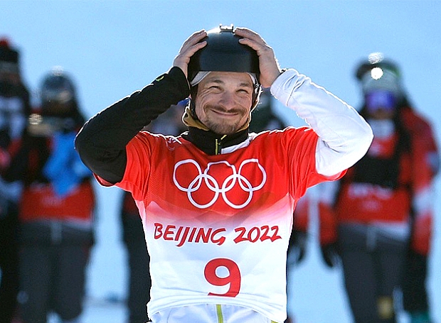 Три бронзы и плачущий Вик Уайлд: как прошел четвертый день Олимпиады-2022