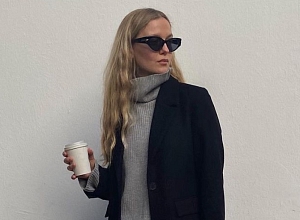 16 самых стильных базовых свитеров на разный бюджет, с которыми не захочется расставаться