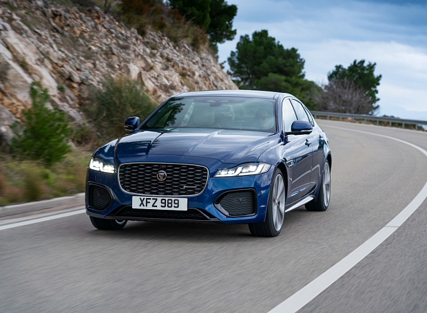 Тачку на прокачку: как выглядит обновленный Jaguar XF